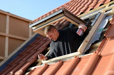 Pose de fenêtres de toit Velux à Dompierre-sur-Mont